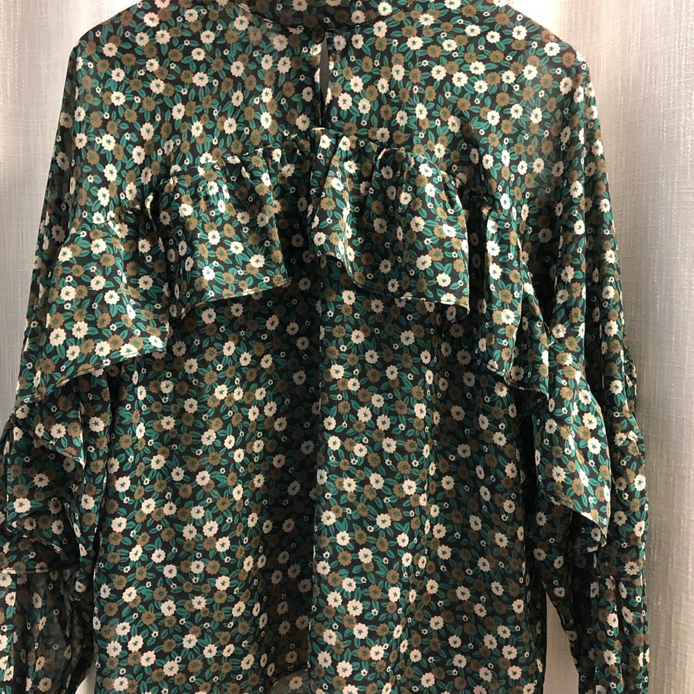 Zoellie frill front beco blouse